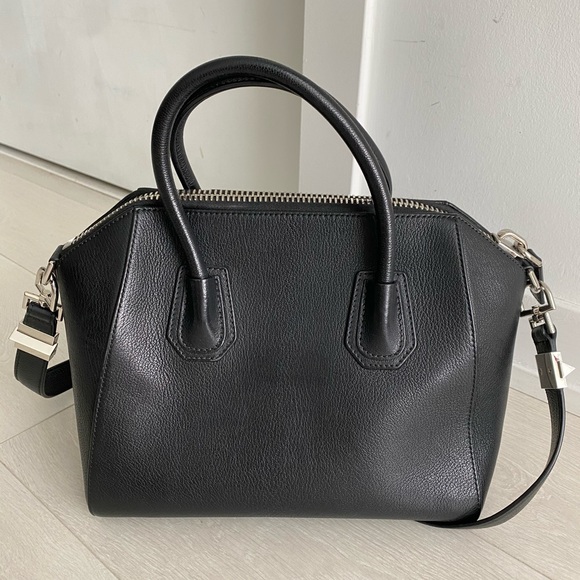 Givenchy Antigona Small Calf Leather - Picture 2 of 4